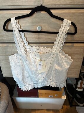 GAP White Eyelet Lace Cropped Bandeau Tank